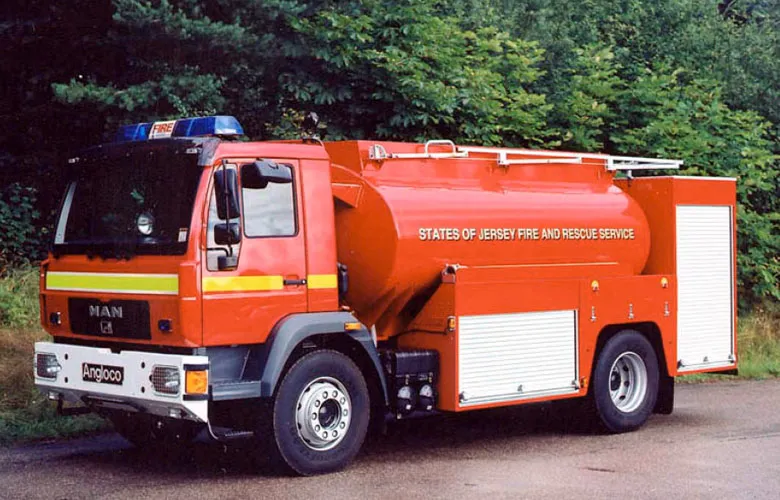 Angloco Water/Foam Tanker - 8500