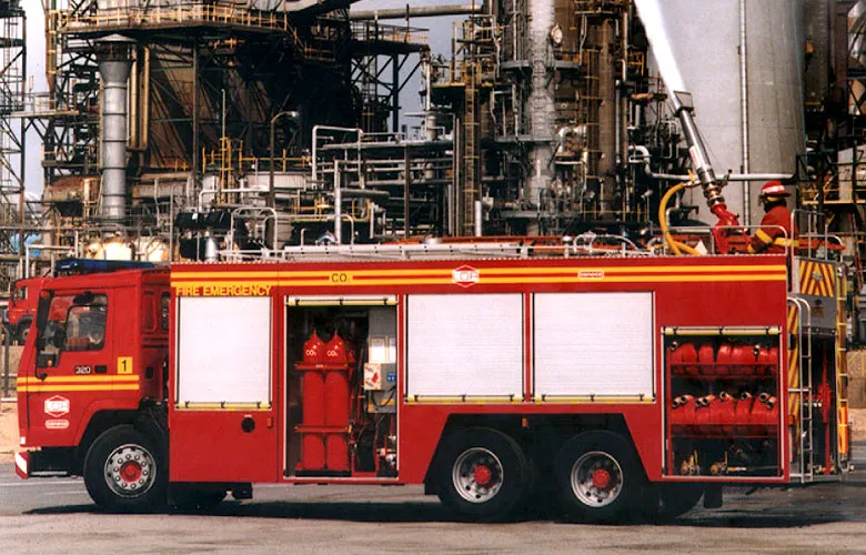 Multi-Media Refinery Tender - 8100