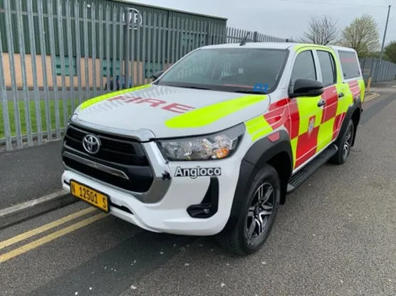 For sale - Angloco - Toyota Hilux 4x4 SNV 575 3000